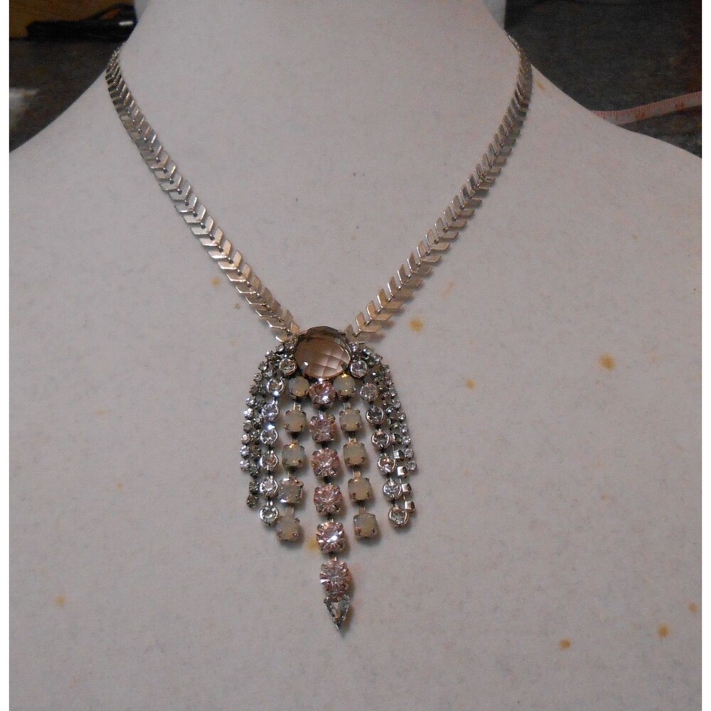 Vintage Express Silver Necklace Chevron Herringbone Chain Rhinestone Waterfall - Picture 3 of 13